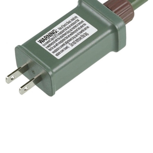 My Texas House Potted 4' Pre-Lit Cypress Artificial Christmas Tree, 100 LED NEW - Picture 6 of 6